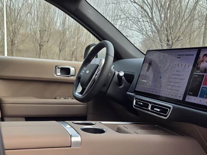 Photo 6 - LiXiang L6