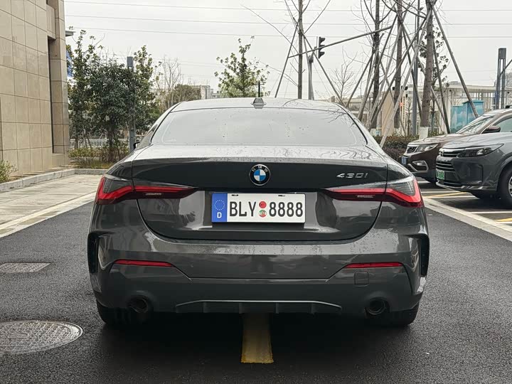 Photo 9 - BMW 4 Series