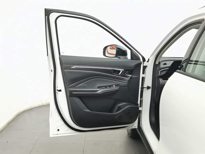 Фото 8 - Bestune T55