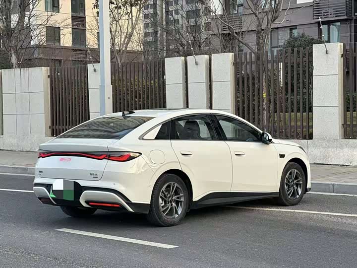 Фото 4 - BYD Seal 06 Hybrid/EV