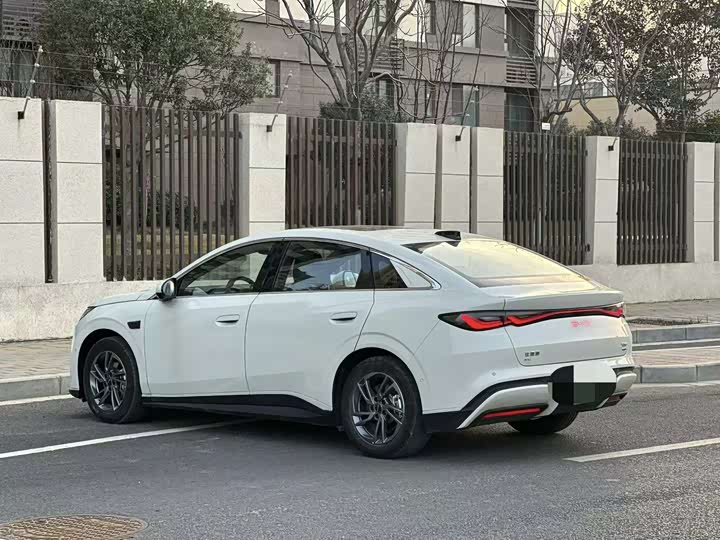 Фото 6 - BYD Seal 06 Hybrid/EV