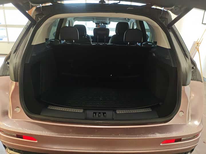 Фото 7 - Lincoln Corsair