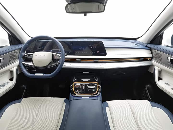 Фото 5 - Exeed LX C-DM Hybrid