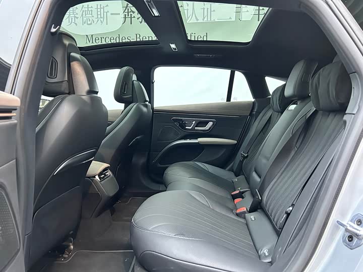 Фото 8 - Mercedes-Benz EQS