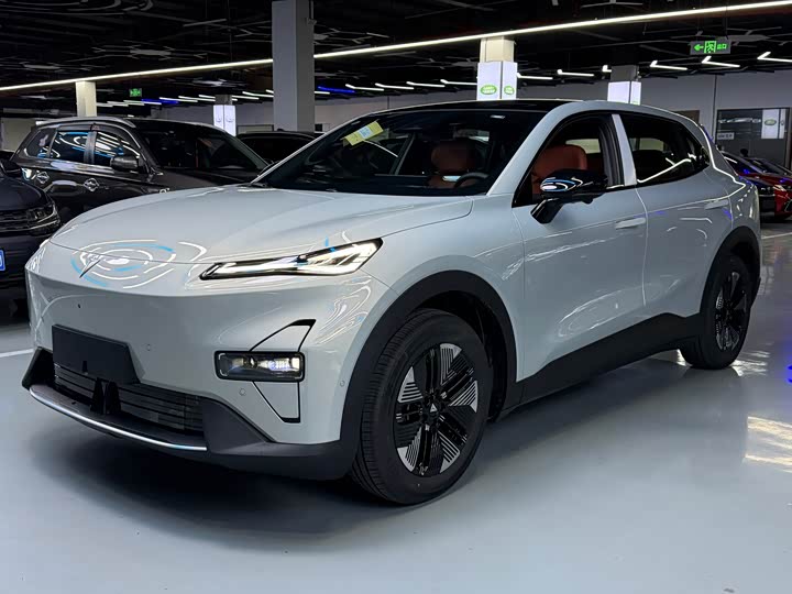 Фото 1 - Changan Deepal S05