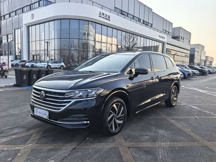 Фото 1 - Volkswagen Viloran