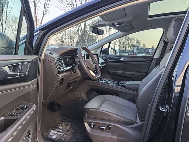 Фото 2 - Volkswagen Viloran