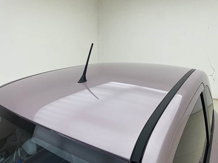 Фото 5 - Bestune Pony