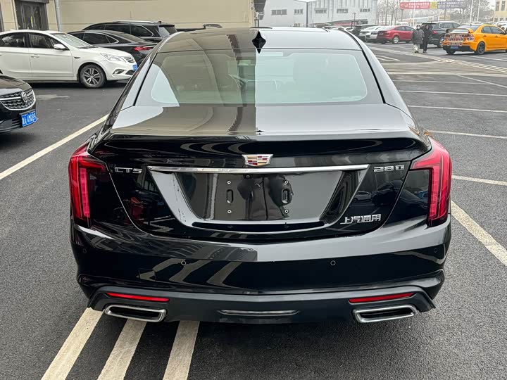 Photo 4 - Cadillac CT5