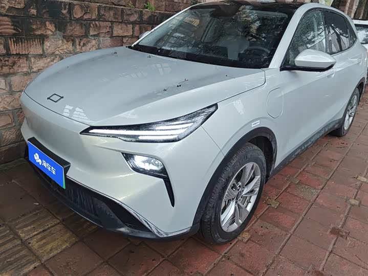 Фото 1 - Bestune 03