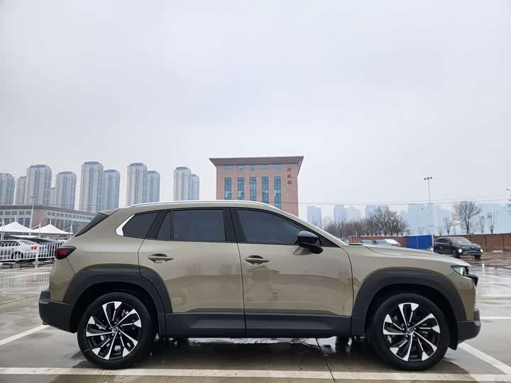 Фото 7 - Mazda CX-50