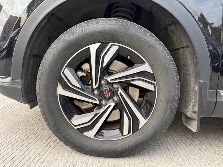 Фото 8 - Hongqi HS5