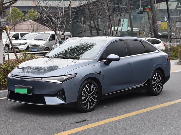 Фото 1 - XPeng P5