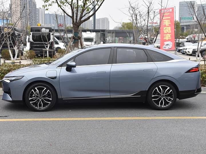 Фото 2 - XPeng P5