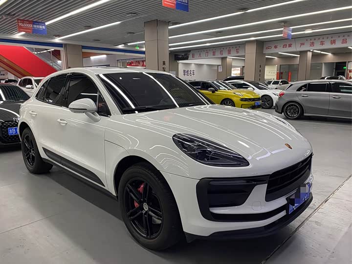 Фото 2 - Porsche Macan