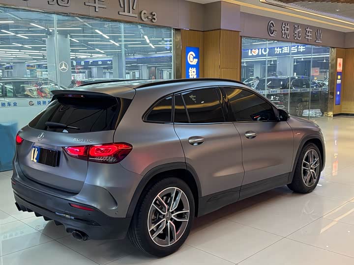 Фото 5 - Mercedes-Benz GLA-Class AMG