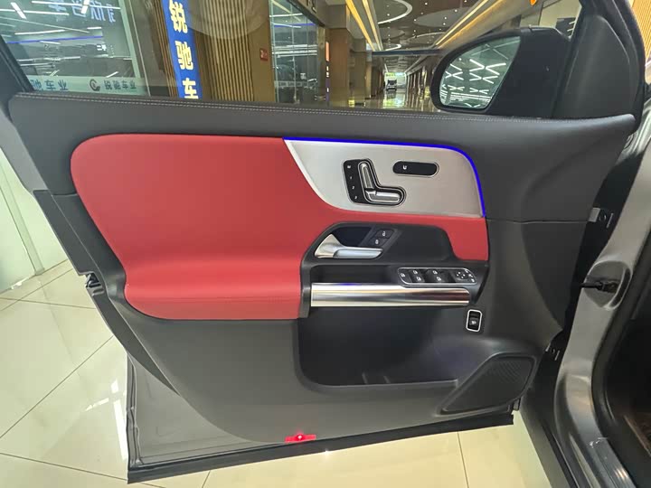 Фото 9 - Mercedes-Benz GLA-Class AMG