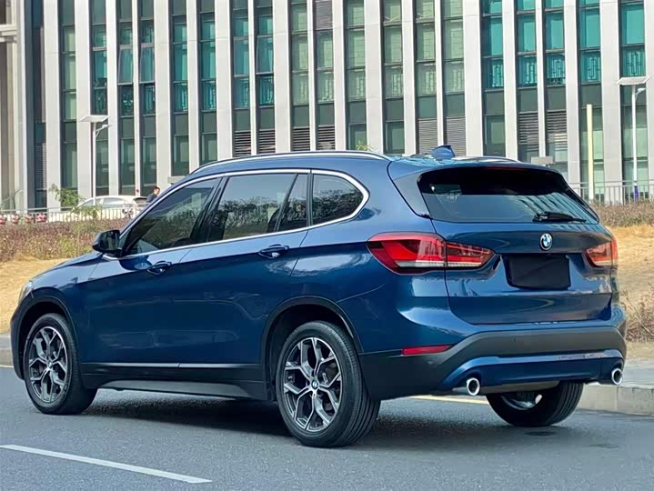 Фото 5 - BMW X1