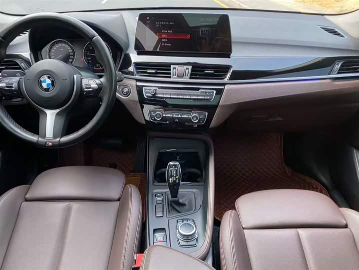 Фото 7 - BMW X1