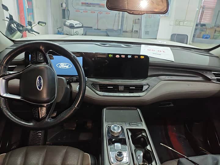 Фото 9 - Ford Equator