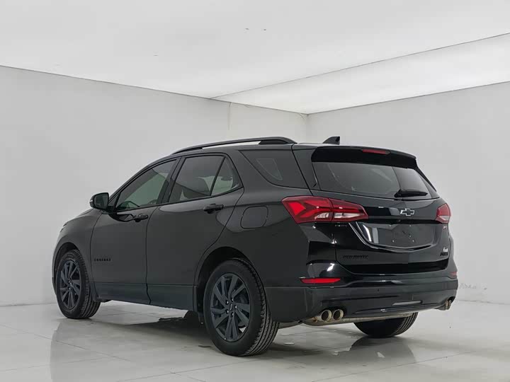 Фото 4 - Chevrolet Equinox