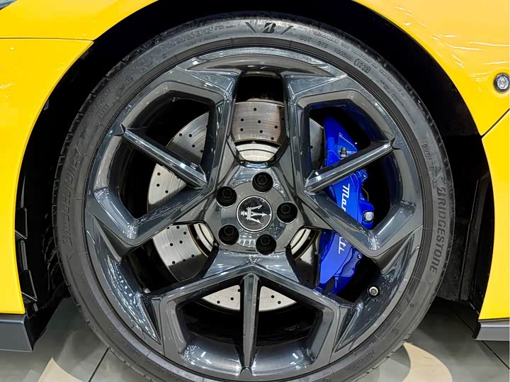 Фото 5 - Maserati MC20