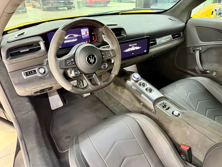 Фото 9 - Maserati MC20