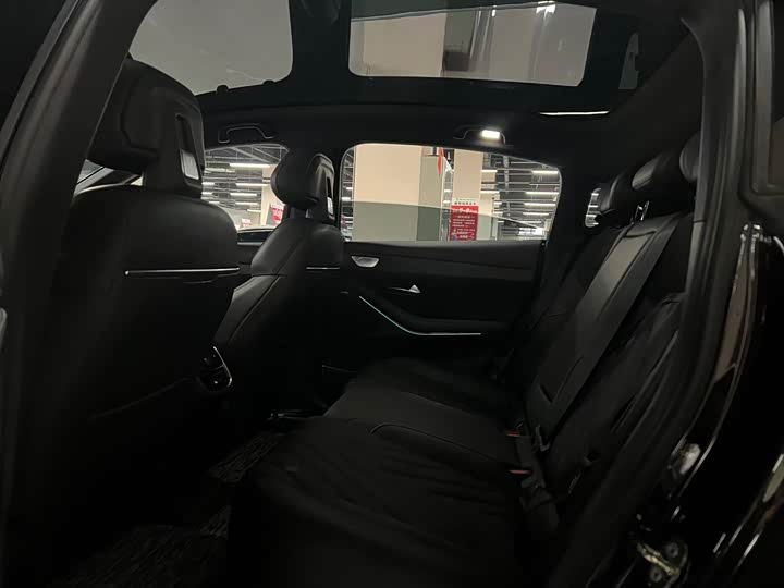 Фото 6 - Changan Deepal SL03