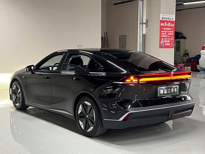 Фото 7 - Changan Deepal SL03