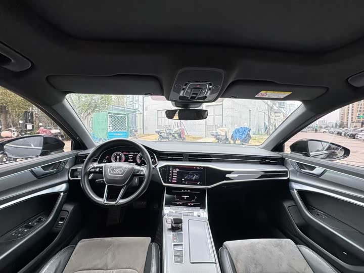 Фото 6 - Audi A6L