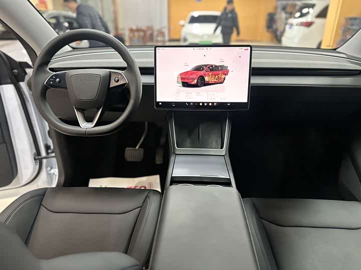 Фото 4 - Tesla Model Y