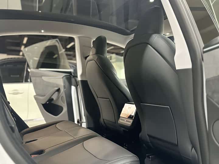 Фото 5 - Tesla Model Y