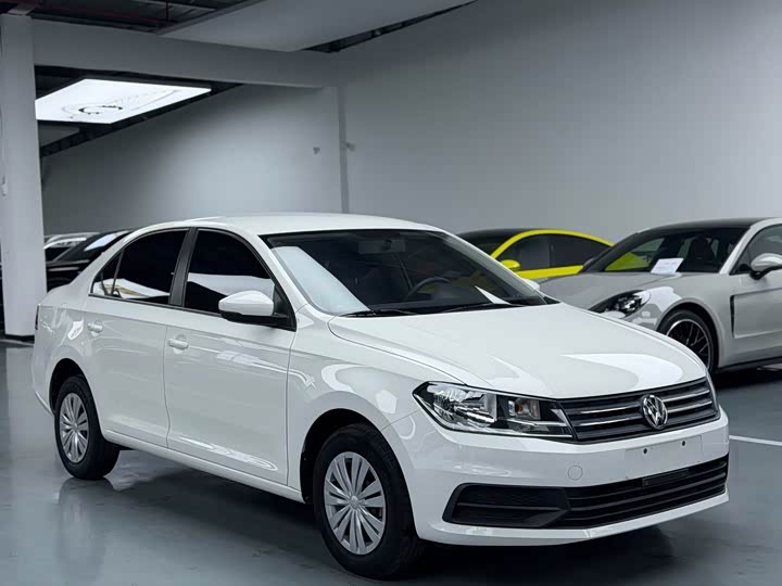 Photo 3 - Volkswagen Santana