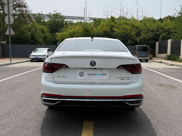 Фото 7 - Volkswagen Sagitar L