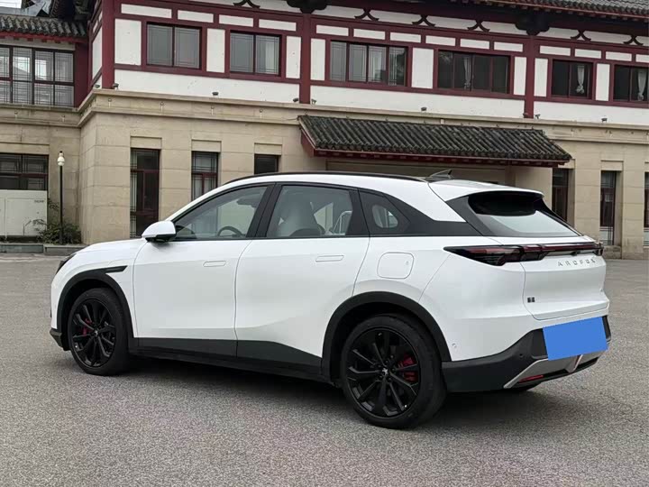 Фото 6 - BAIC Arcfox Alpha T5