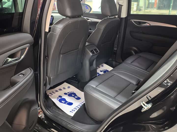 Фото 6 - Buick Envision Plus