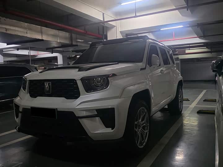 Фото 1 - Tank 700 Hybrid