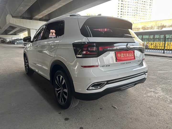 Фото 8 - Volkswagen Tacqua