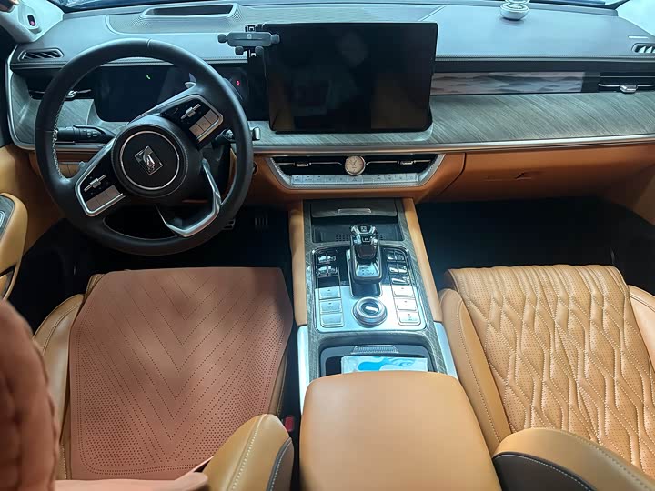 Фото 6 - Tank 500