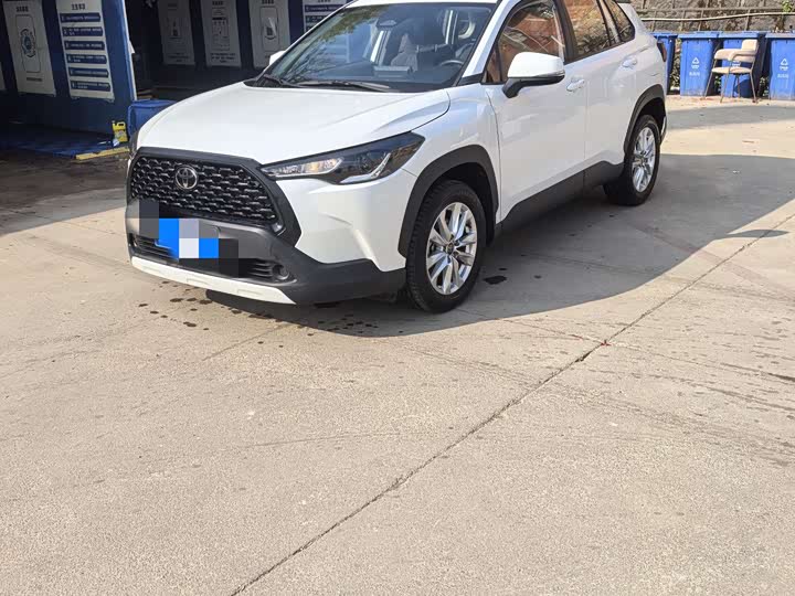 Фото 1 - Toyota Corolla Cross