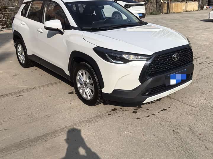 Фото 3 - Toyota Corolla Cross