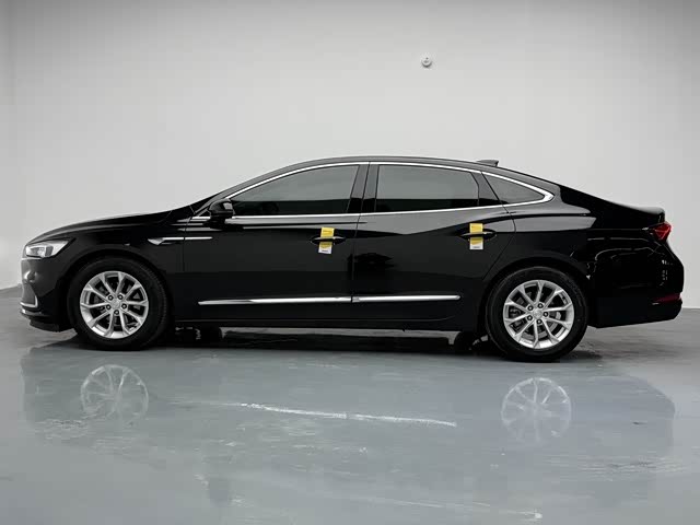 Фото 8 - Buick LaCrosse