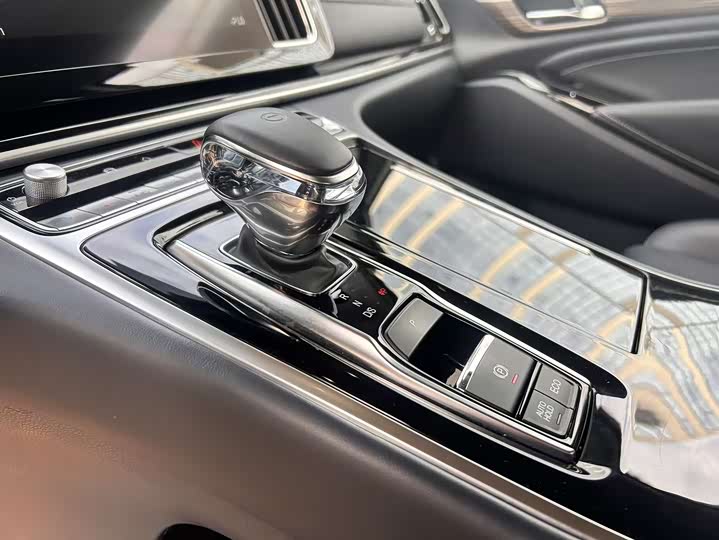 Фото 5 - GAC Trumpchi M8