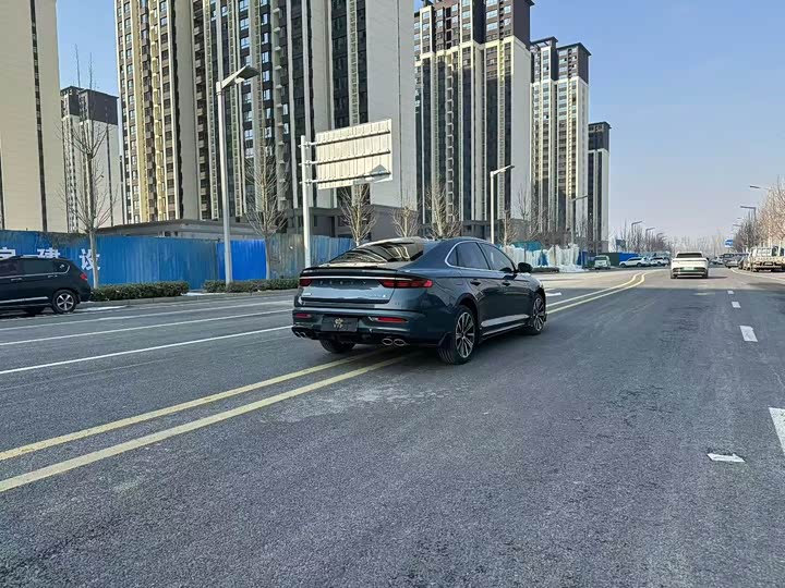 Фото 8 - Geely Preface