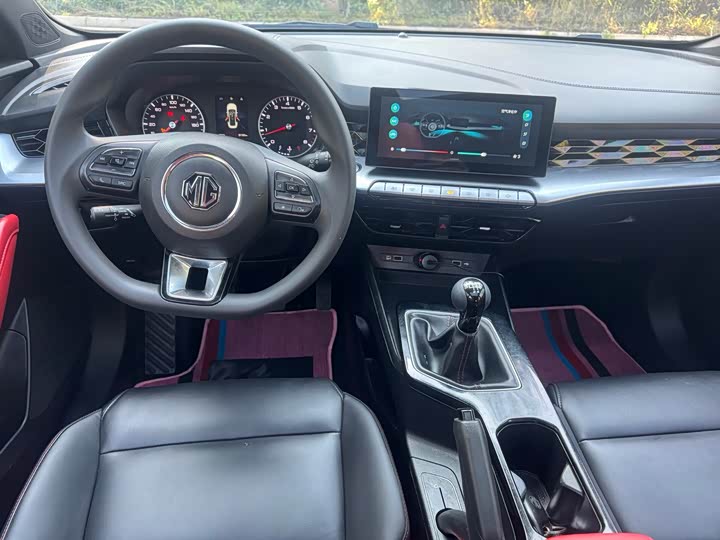 Фото 8 - MG Motor 5