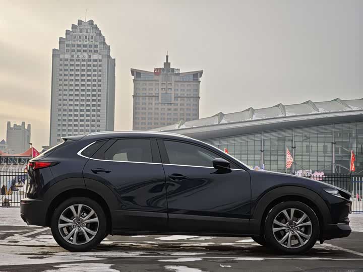 Фото 3 - Mazda CX-30