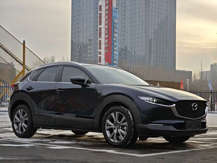 Фото 9 - Mazda CX-30