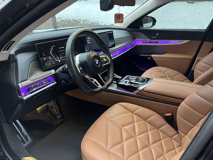 Фото 7 - BMW 7 Series