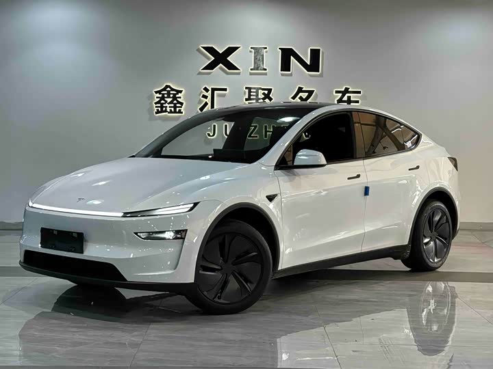 Фото 1 - Tesla Model Y