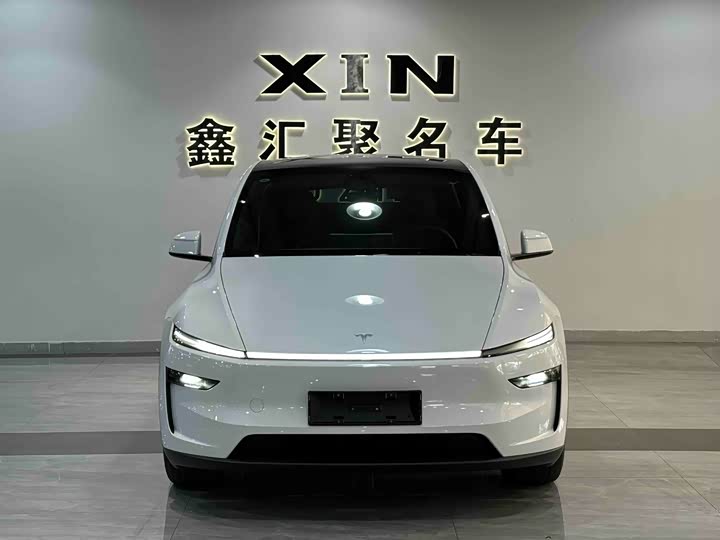 Фото 2 - Tesla Model Y